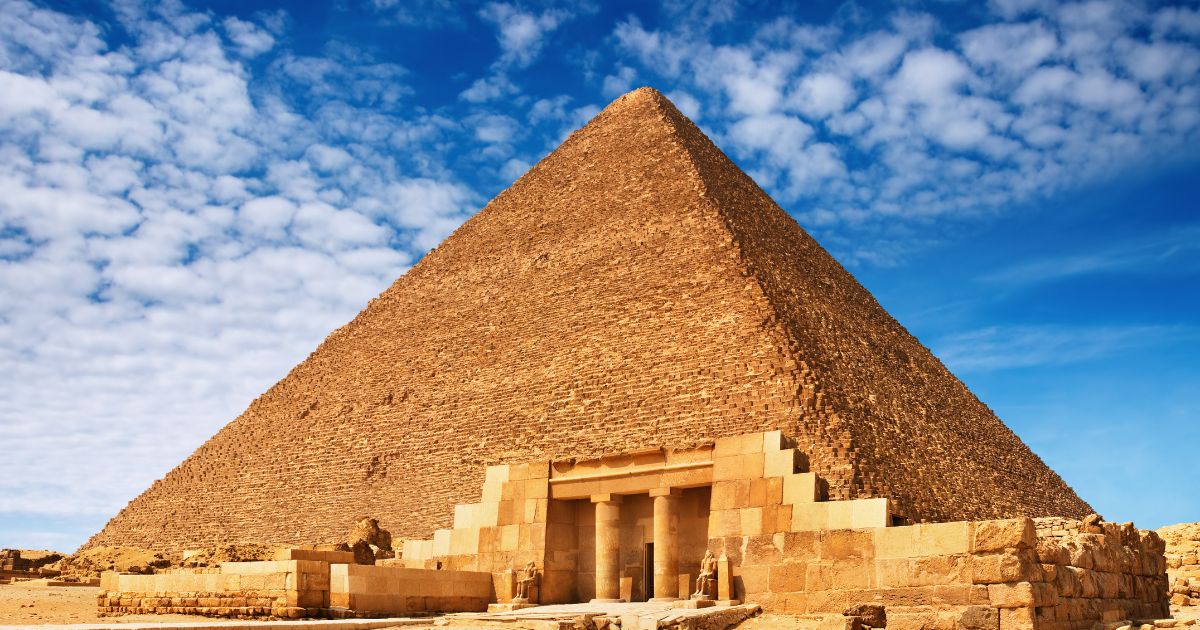 Great Pyramid’s Shiny Shell